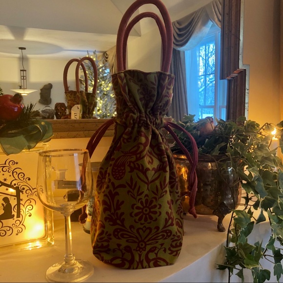 2 True Tote Canvas Wine Bottle Bags - Olive and Burgundy Floral Print - Picture 2 of 7